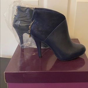 Booties - navy blue